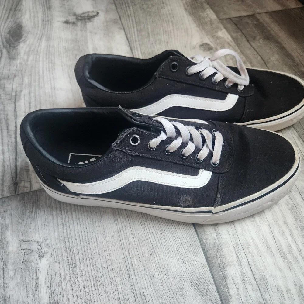Sz 8 Black & White Old Skool SK8 Vans Off The Wall Women's Classic Sneakers Flaw